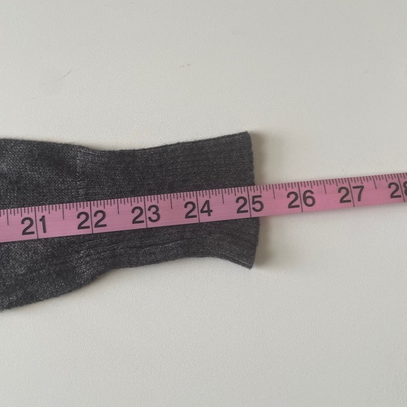 DG | Y2K Grey V-Neck Lightweight Button Down Cardigan | Size S - Picture 10 of 12